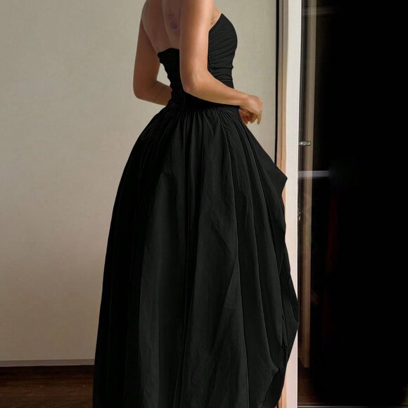 Black Elegant Women's Sexy Strapless Maxi Dress with Asymmetric Slit - Picture 2 of 10